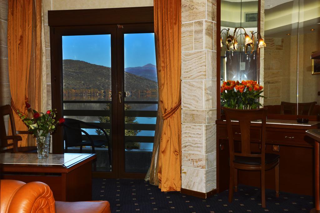 Tsamis Hotel Kastoria Exterior photo